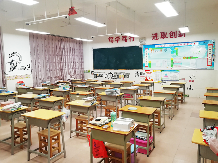 led教室燈（dēng）驗收資料和標準是什（shí）麽呢（ne）？