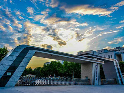 西安大學中小學校園單位LED護（hù）眼教室燈（dēng）/LED黑板燈/節能燈改造案例