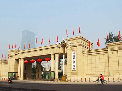 河北大學中小學校園單位LED護眼教室燈/LED黑板燈/節能（néng）燈改造案例